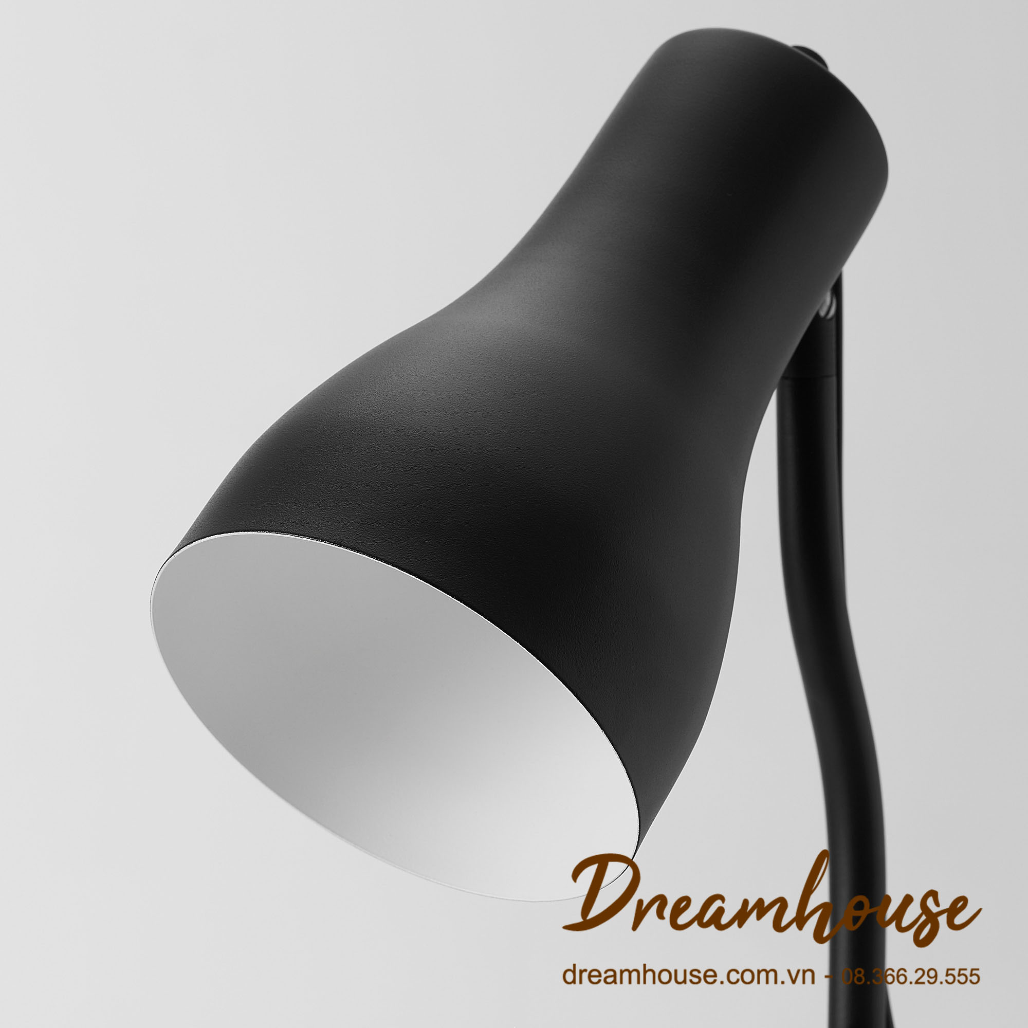 Den-ban-hoc-Ikea-Finnstarr-DC6809-2