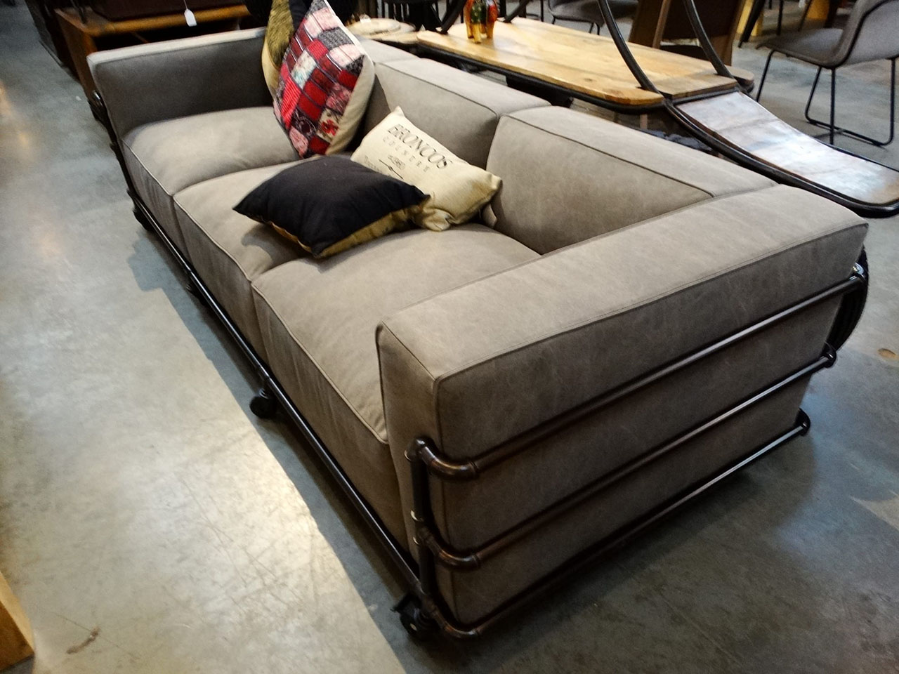 Mẫu ghế sofa vải nỉ bố loại nào tốt hơn Mẫu ghế sofa vải nỉ bố loại nào tốt hơn