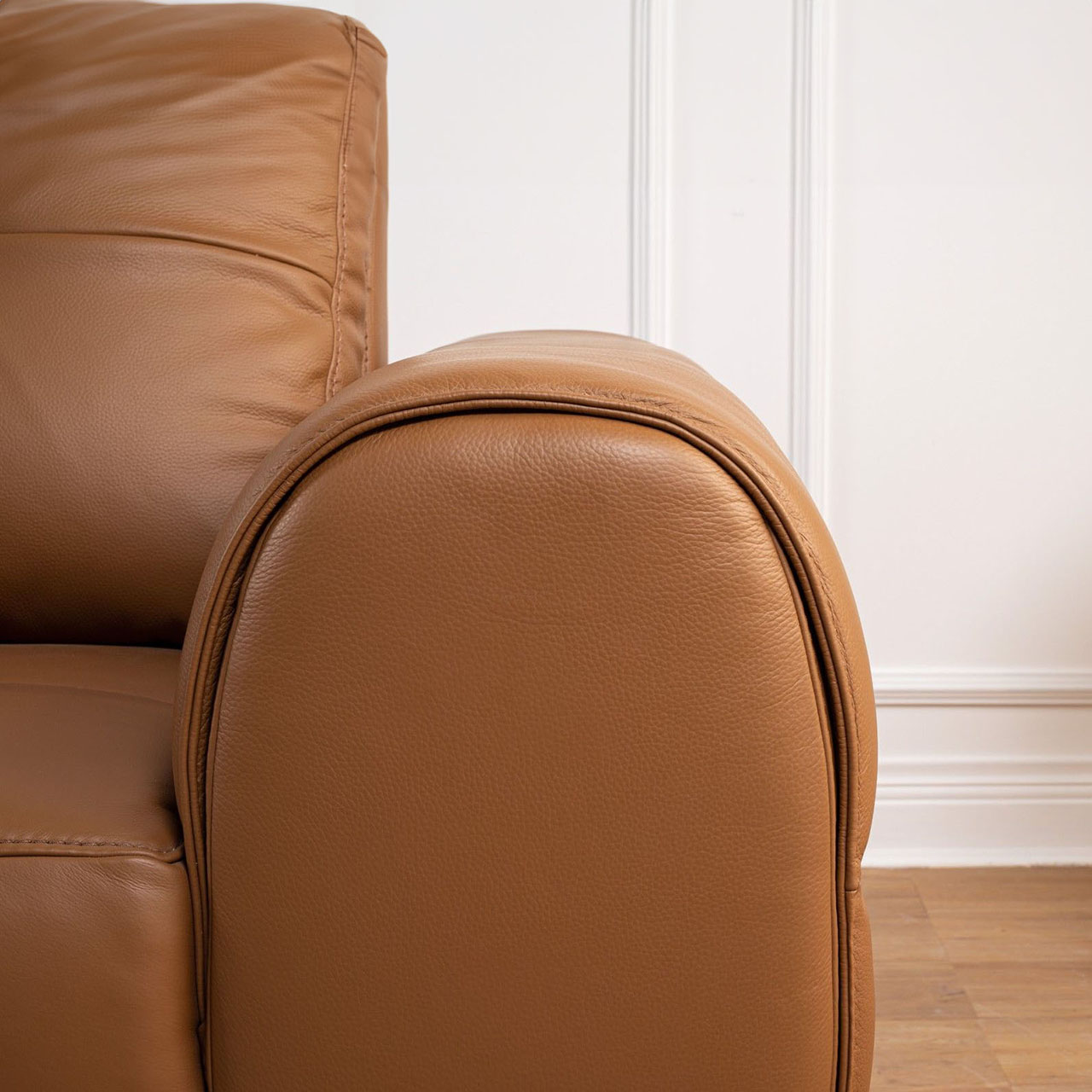 sofa-vang-da-microfiber-cao-cap-s969-5