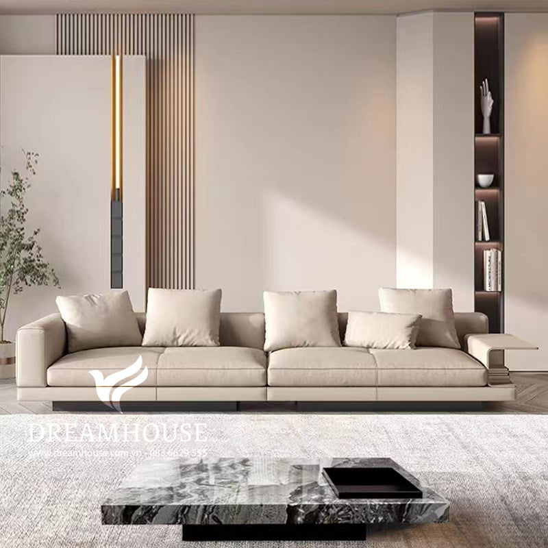 Sofa văng S756 màu be nhạt kê cùng bàn trà mặt đá trong phòng khách tối giản
