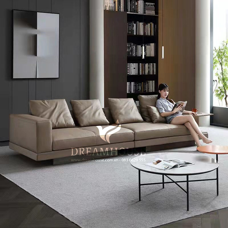 Người dùng ngồi đọc sách thư giãn trên sofa S756